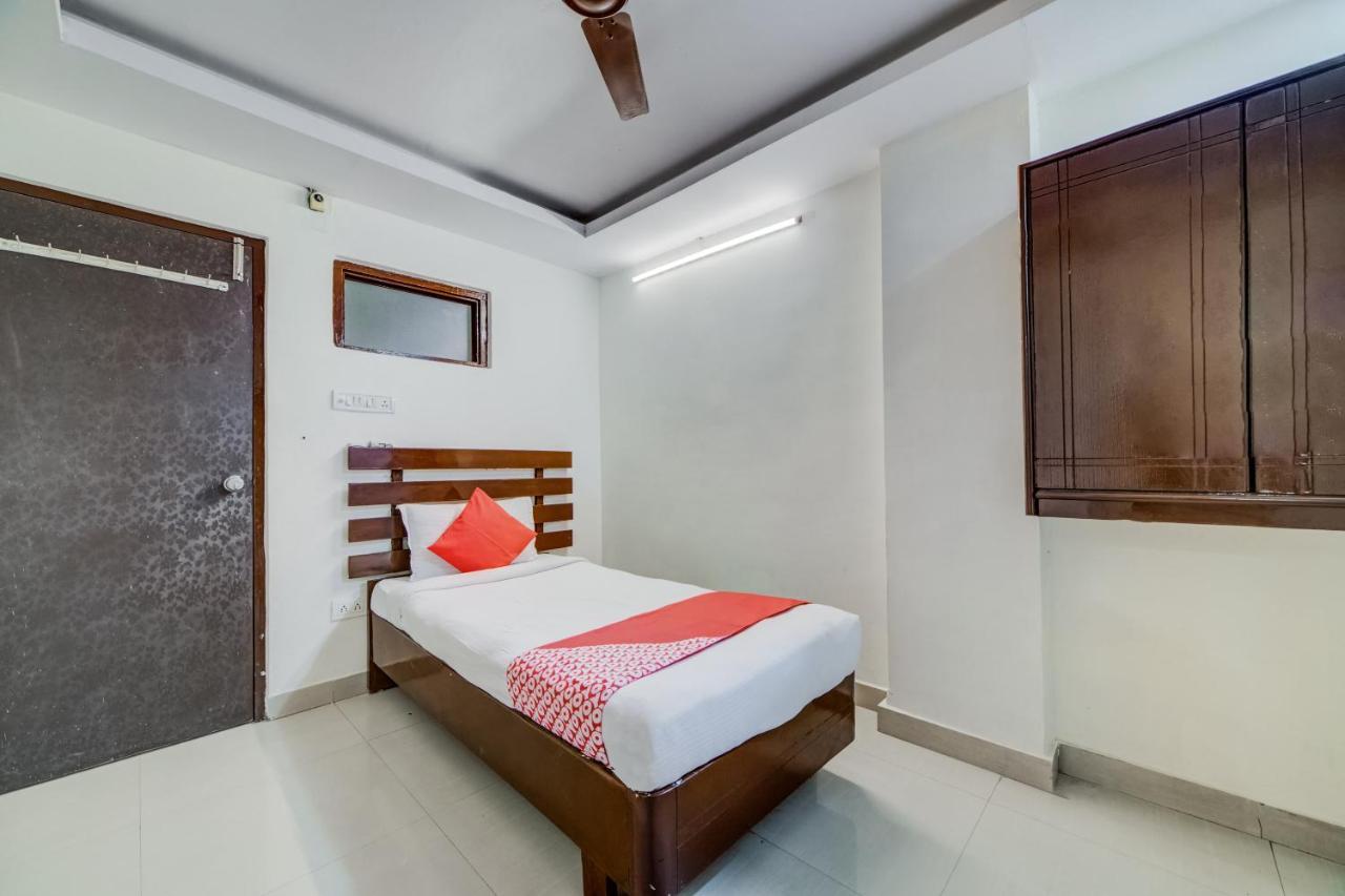 Oyo 33504 Hotel Ananda Inn Hyderabad Eksteriør bilde