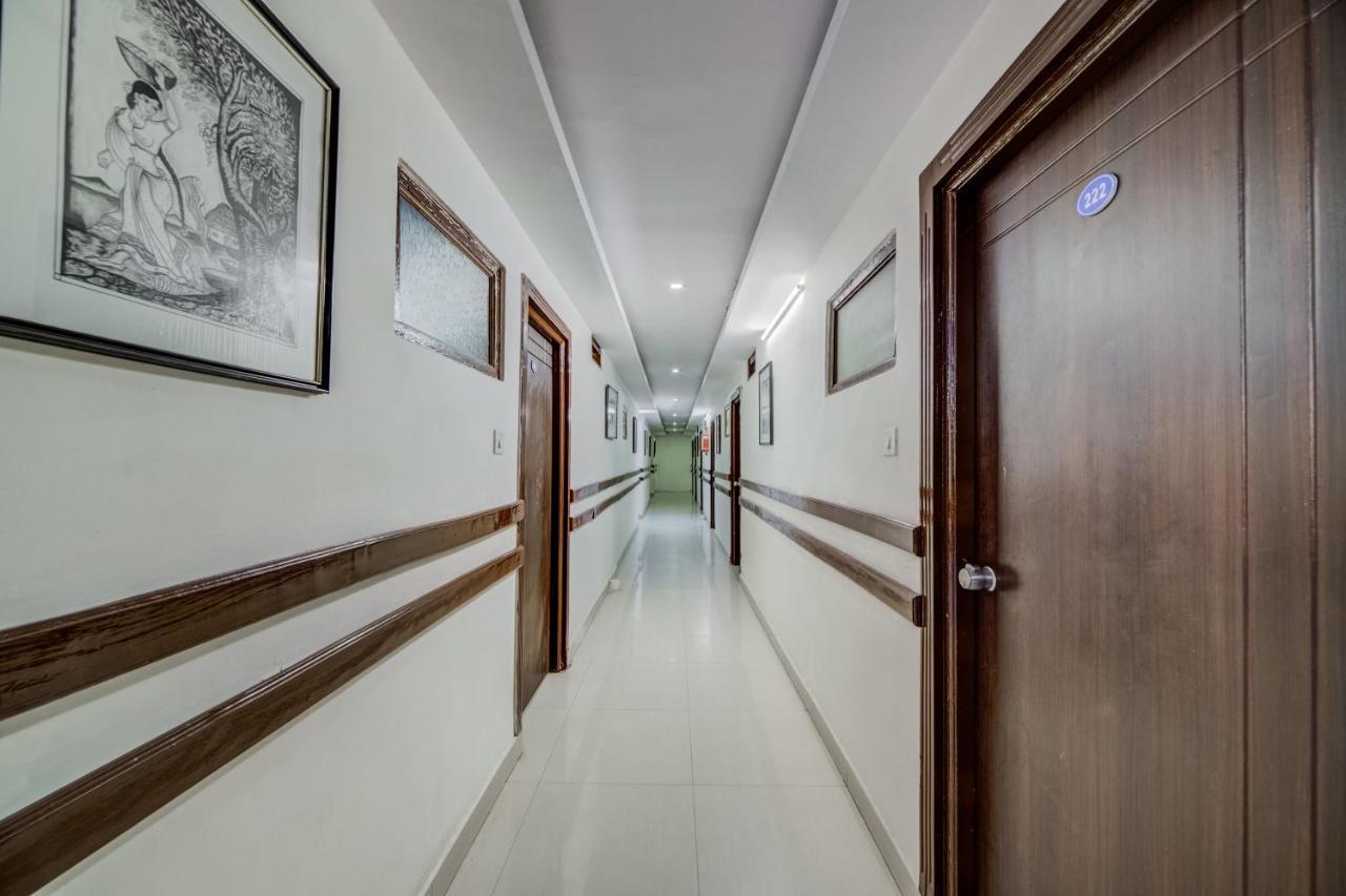 Oyo 33504 Hotel Ananda Inn Hyderabad Eksteriør bilde