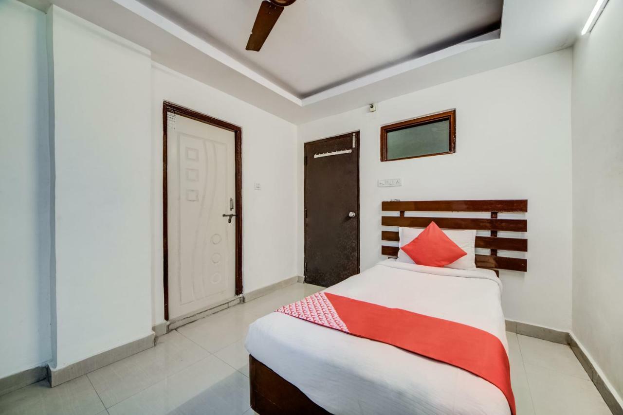 Oyo 33504 Hotel Ananda Inn Hyderabad Eksteriør bilde